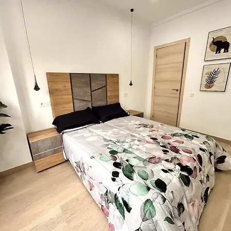 Lujo 10 Pax Proyector, Maquina Arcade Y Patinetes Apartament *