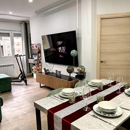 Apartament Lujo 10 Pax Proyector, Maquina Arcade Y Patinetes *