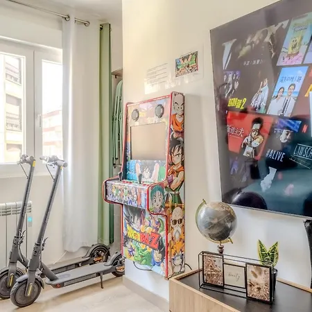Apartment Lujo 10 Pax Proyector, Maquina Arcade Y Patinetes Oviédo